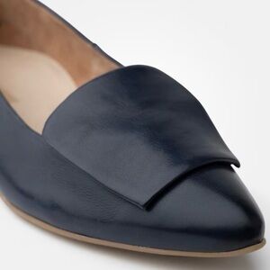 Ballerina Pointed Toe Flat. Dark Blue Leather. Women's Loafer